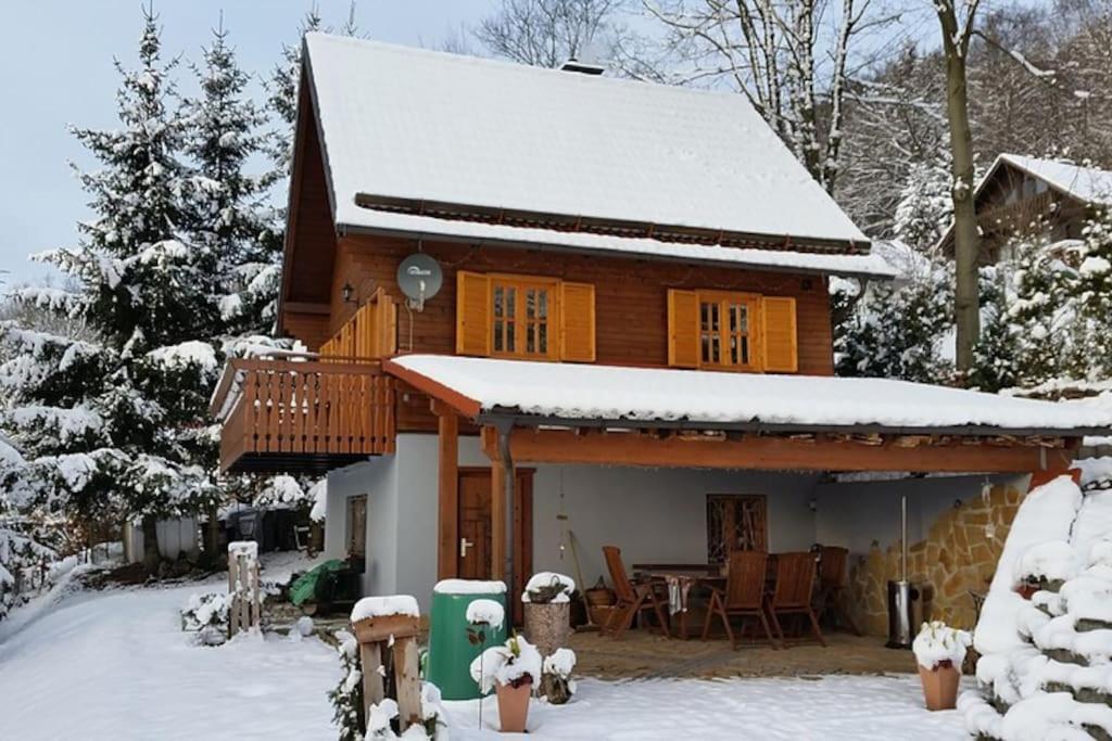 Ferienhaus Sonnenblick Entspannung Mit Sauna Kamin Und Balkon Sonneberg Exterior photo