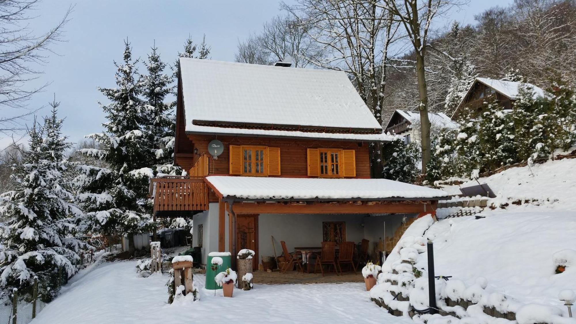 Ferienhaus Sonnenblick Entspannung Mit Sauna Kamin Und Balkon Sonneberg Exterior photo